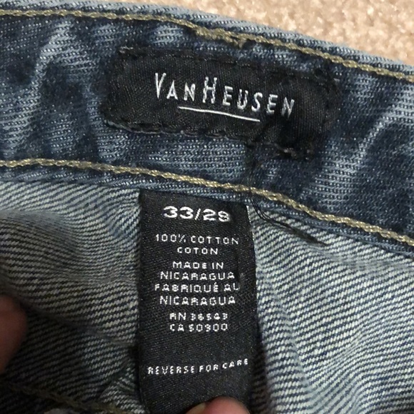 Mens Van Heusen jeans - Picture 2 of 2